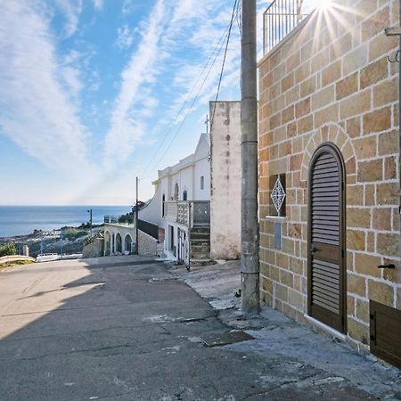 Una Torre Nel Mare Gagliano del Capo Eksteriør billede